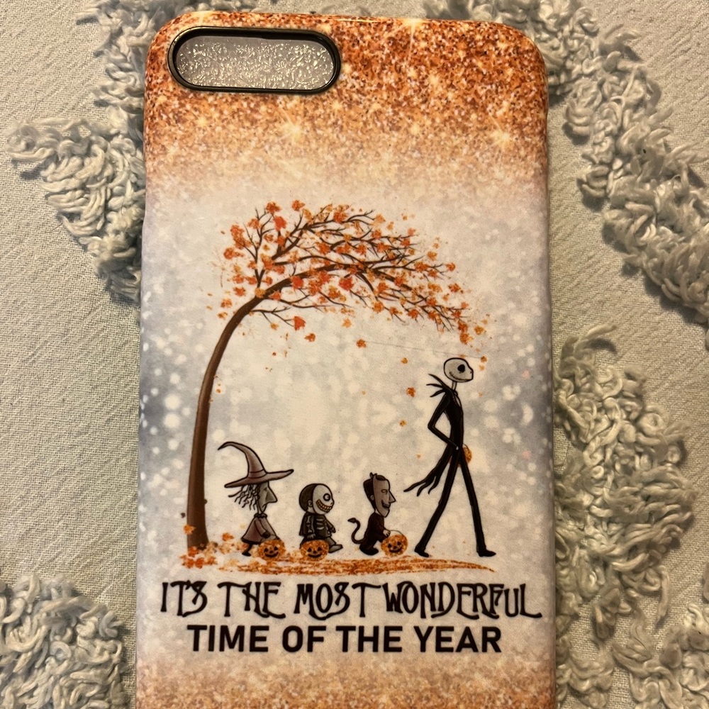ISO - need some help here.  Trying to find this cover for an iPhone 13.